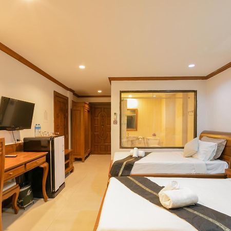 Best Venue Hotel Patong Екстериор снимка