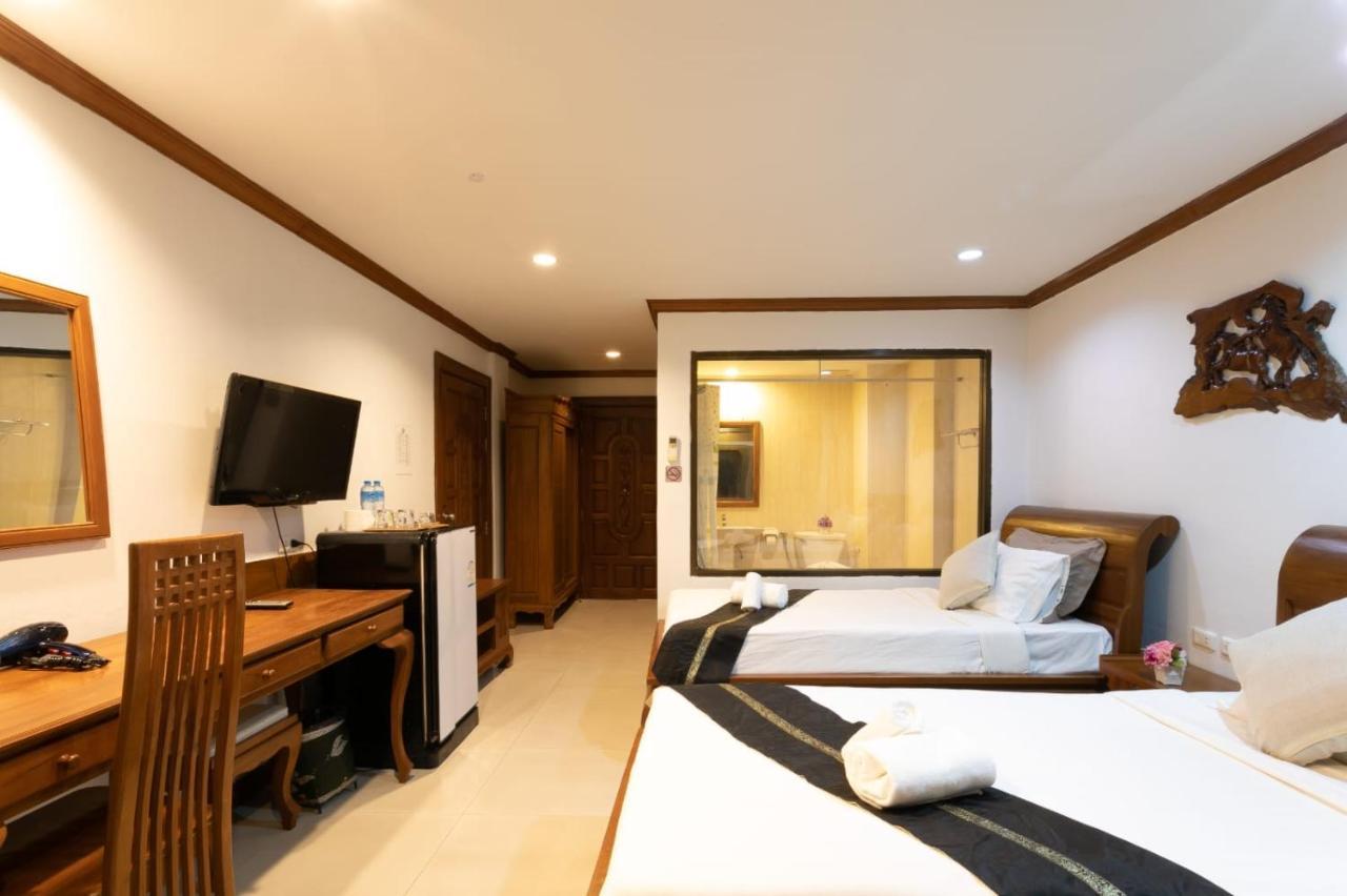 Best Venue Hotel Patong Екстериор снимка