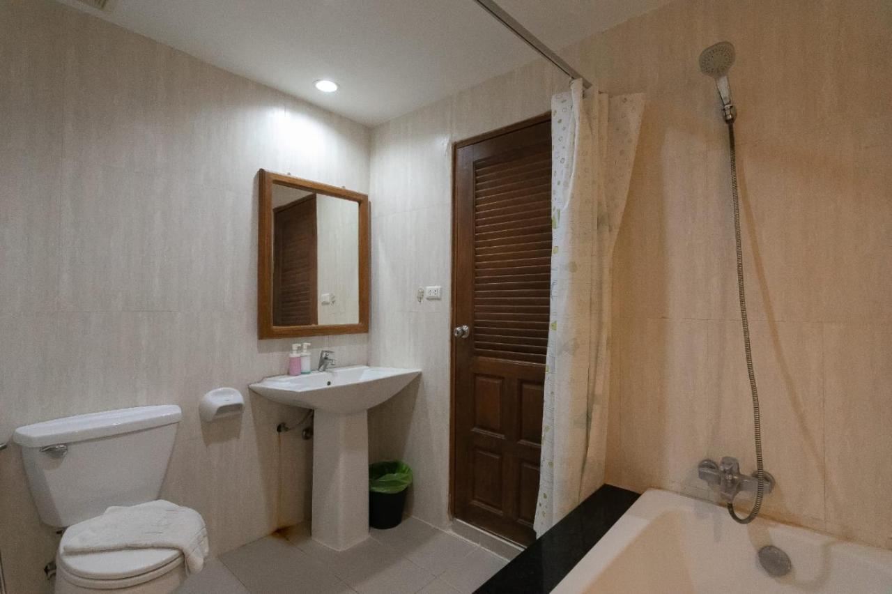 Best Venue Hotel Patong Екстериор снимка