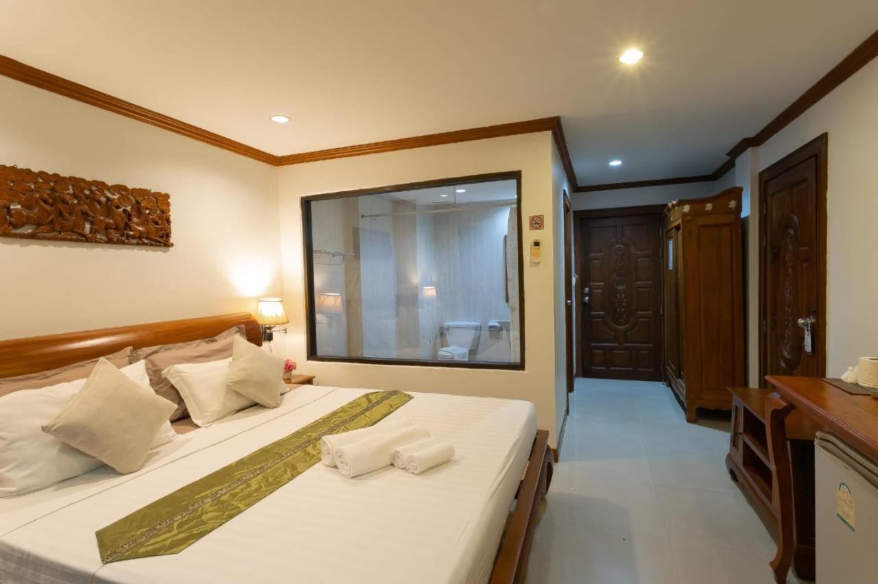 Best Venue Hotel Patong Екстериор снимка