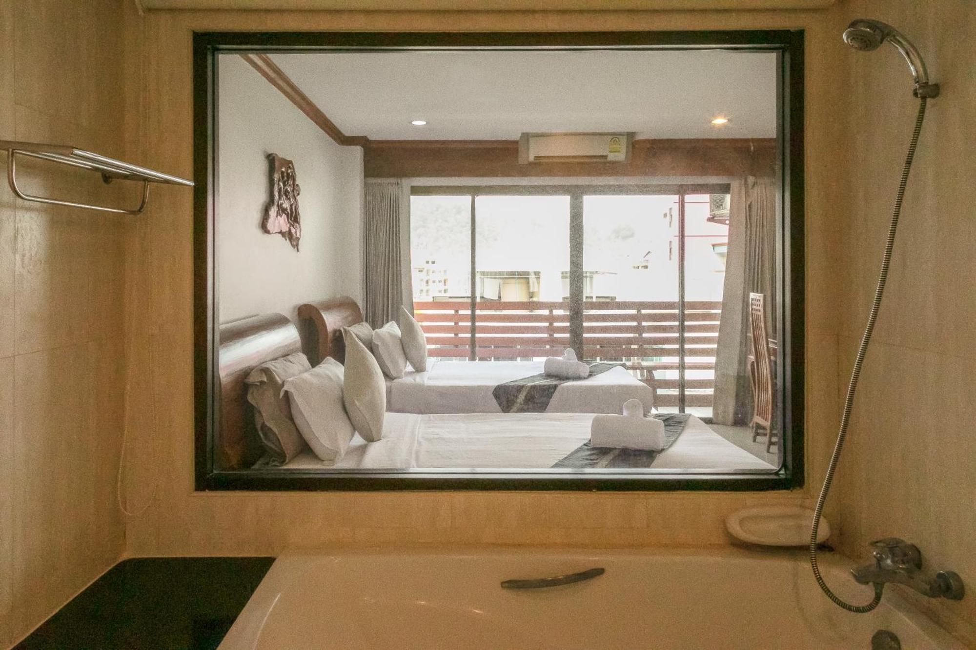 Best Venue Hotel Patong Екстериор снимка